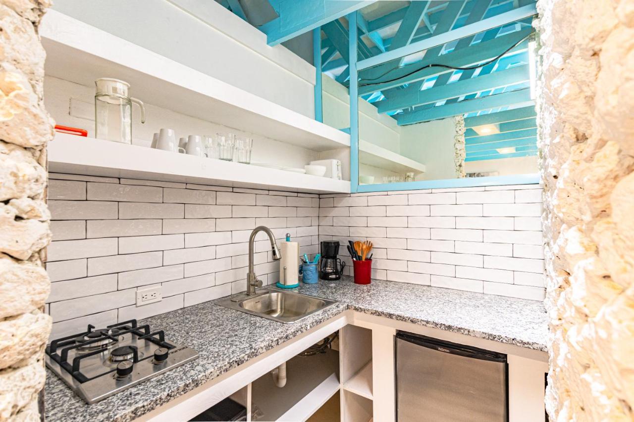 Studio Candy At Viking Hill - Love Beach Nassau Bagian luar foto
